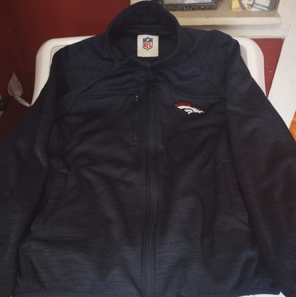Mens Denver broncos full zip up jacket sz XL